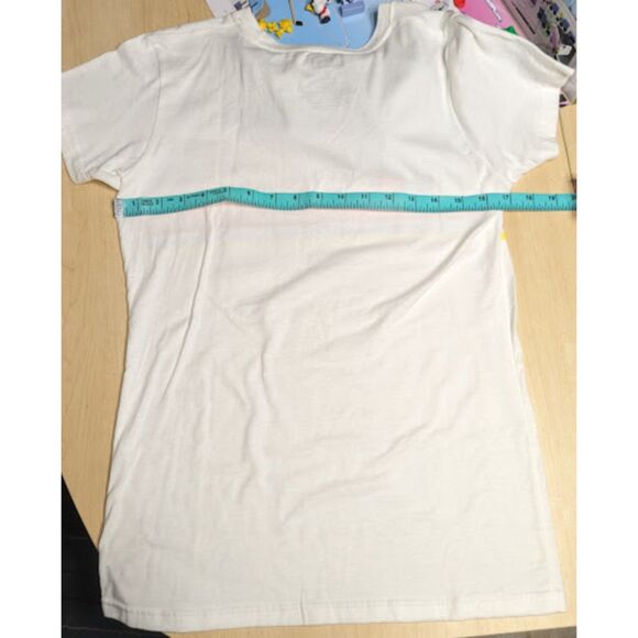 BTS BT21 Line Friends Stripes White T-Shirt Size Medium NWT - Picture 4 of 5